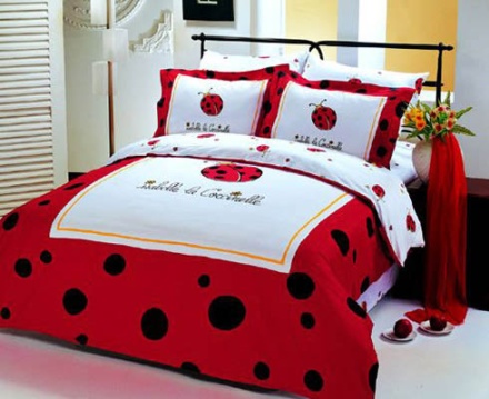 LeVele Lady Bug
